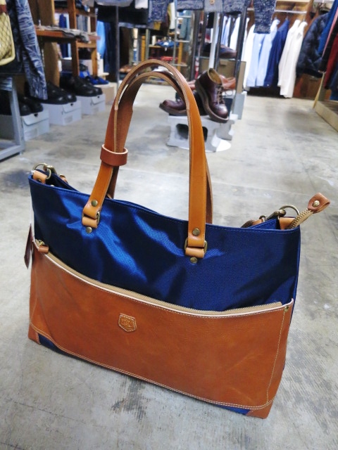 久々の日本の職人BAG:LEDER MAKES ・・・ 当店別注カラー仕様・2型です(^^♪_d0152280_213051.jpg