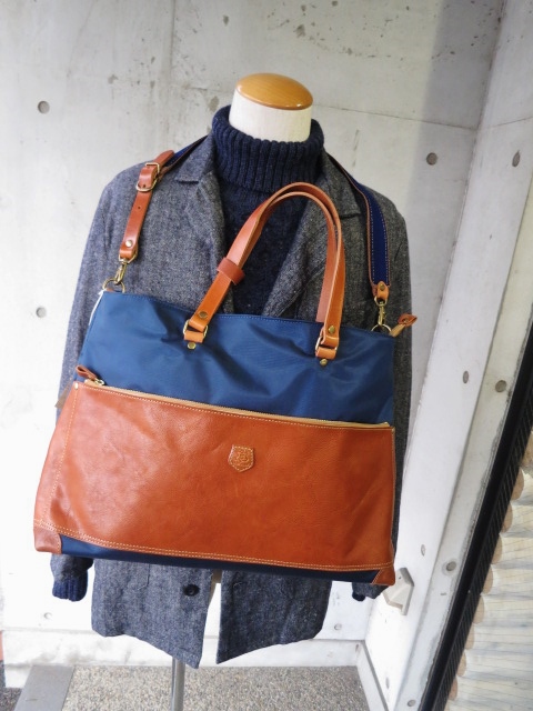 久々の日本の職人BAG：LEDER MAKES ･･･ 当店別注カラー仕様・2型です(^^♪_d0152280_2133028.jpg