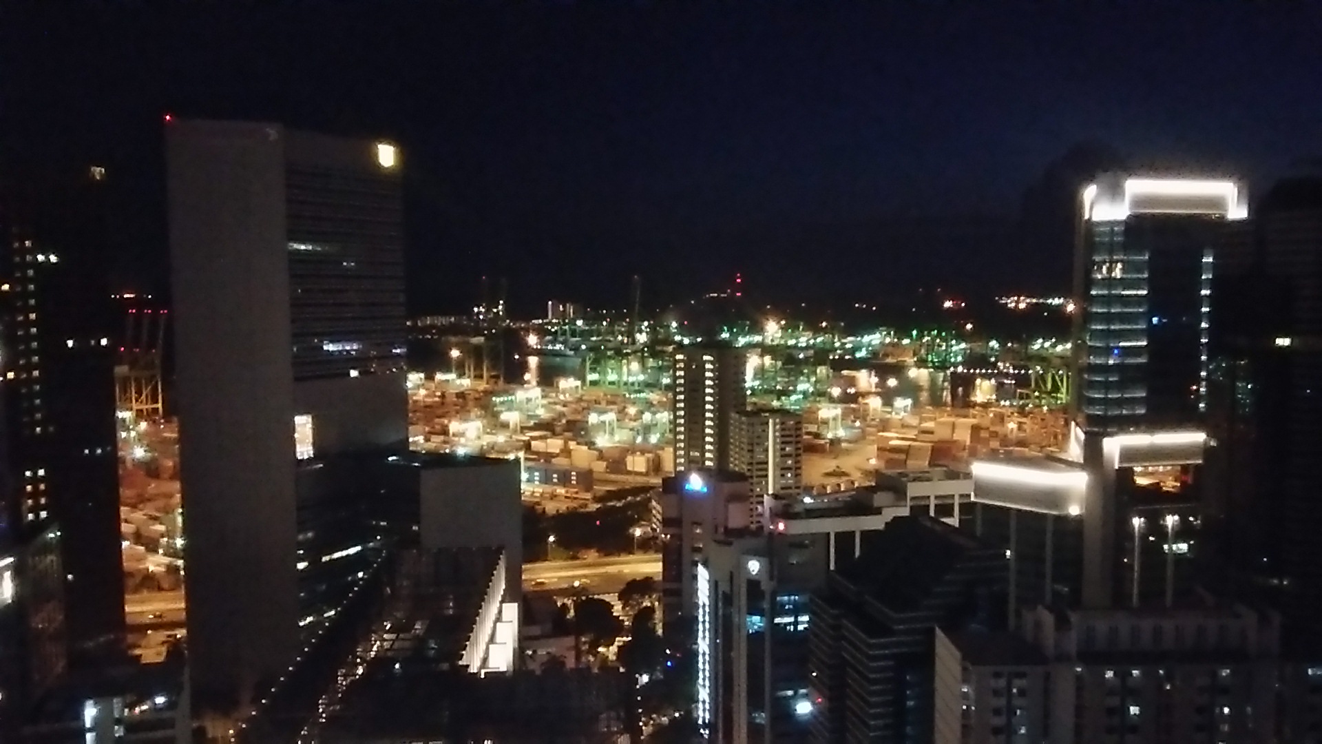 ピナクルの夜景とアルコール♪_c0212604_316192.jpg