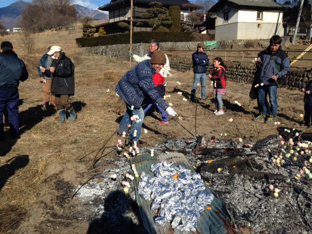 どんど焼き_f0019247_192549.jpg