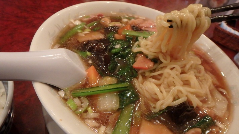 久しぶりに　五目ラーメン_a0114853_20114220.jpg