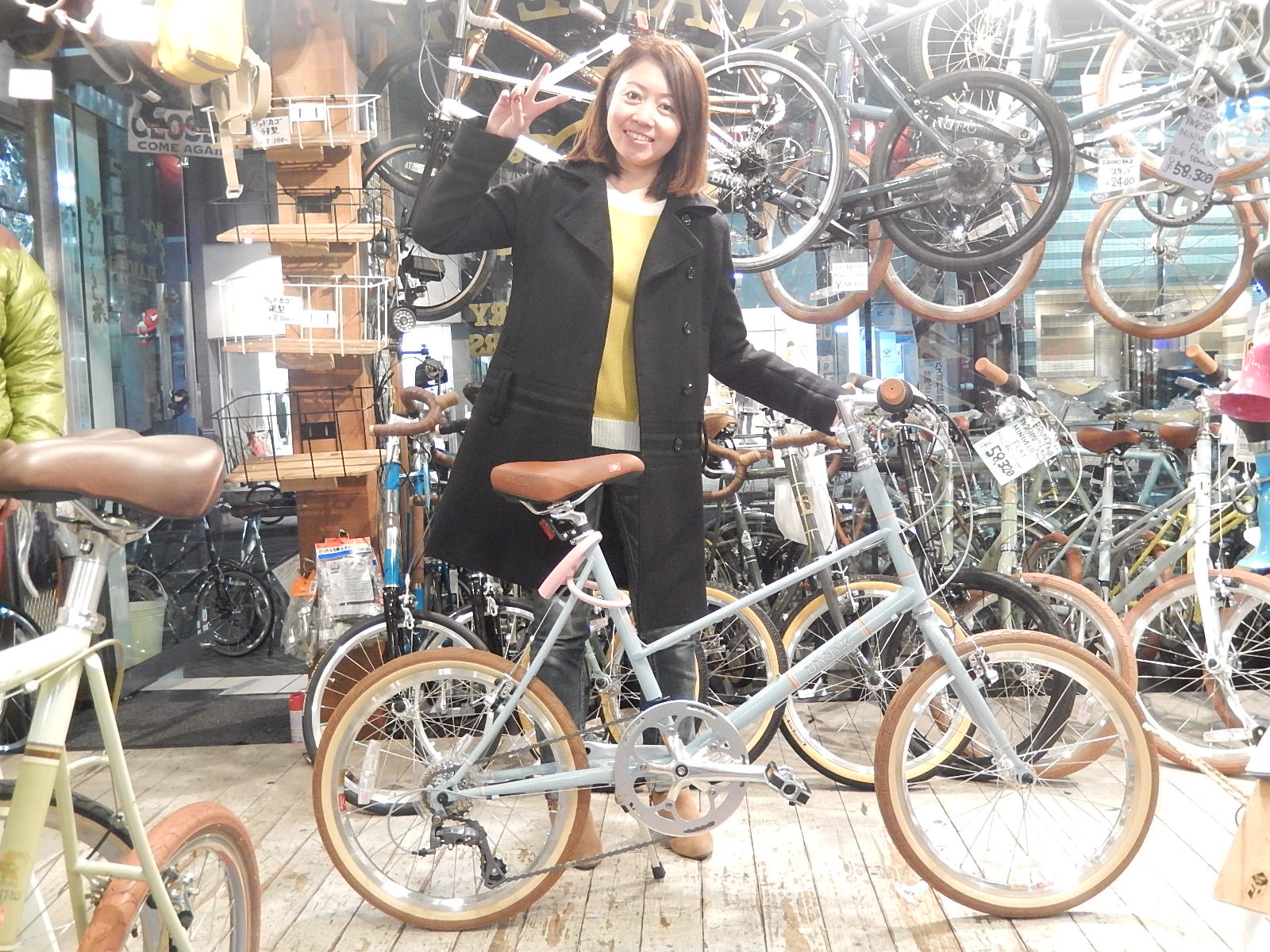 1月11日 渋谷 原宿 の自転車屋 FLAME bike前です_e0188759_19182444.jpg