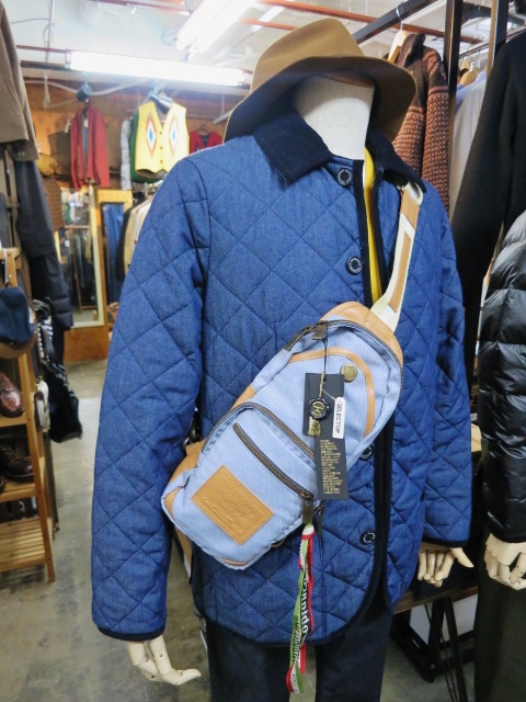 別注CAMO生地 One Shoulder BODY BAG ・・・ By Orobianco_d0152280_16135297.jpg