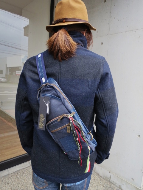 別注CAMO生地 One Shoulder BODY BAG ・・・ By Orobianco_d0152280_16482843.jpg