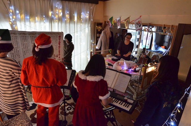 2015年12月6日、Misakiちゃんちで、パレットクリスマスコンサート_e0188087_18335891.jpg