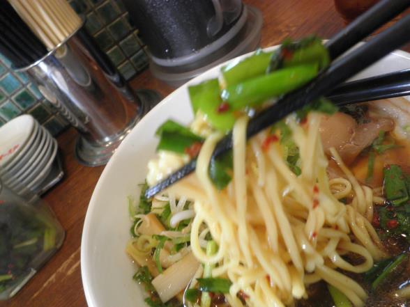 ラーメン エース軒 伊丹市_c0118393_156578.jpg