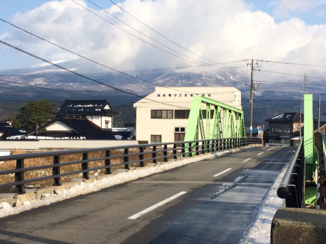 天気のいい日に狙いたい風景（菅里橋）_d0057843_11275217.jpg