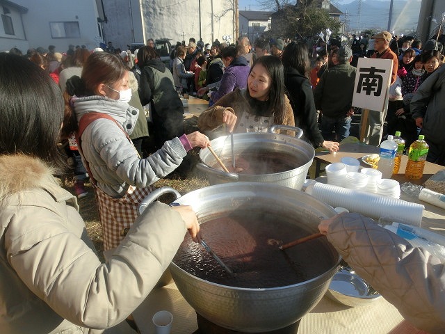 駿河台地区の「どんどん焼き」で駿河参太鼓のお披露目!_f0141310_6484322.jpg