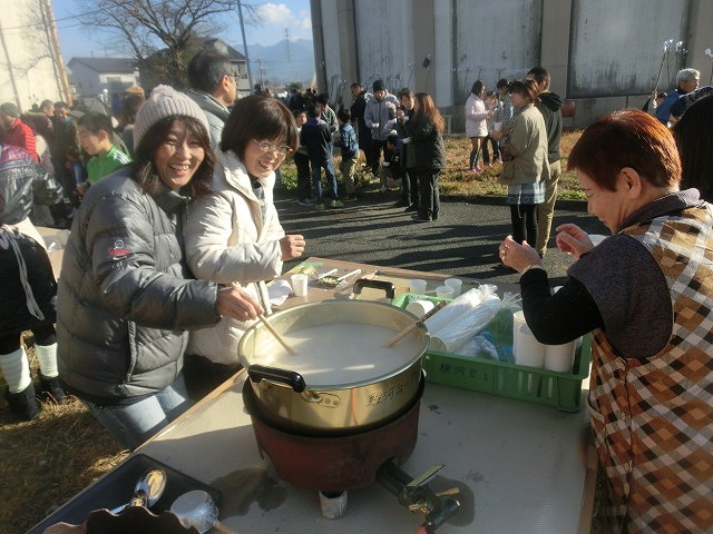 駿河台地区の「どんどん焼き」で駿河参太鼓のお披露目!_f0141310_6485224.jpg