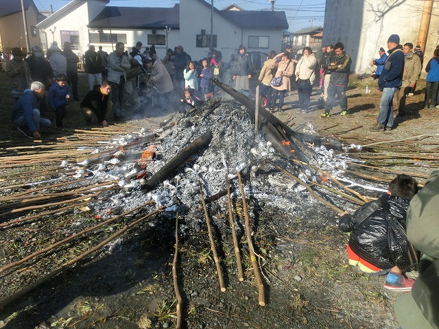 駿河台地区の「どんどん焼き」で駿河参太鼓のお披露目！_f0141310_6511561.jpg