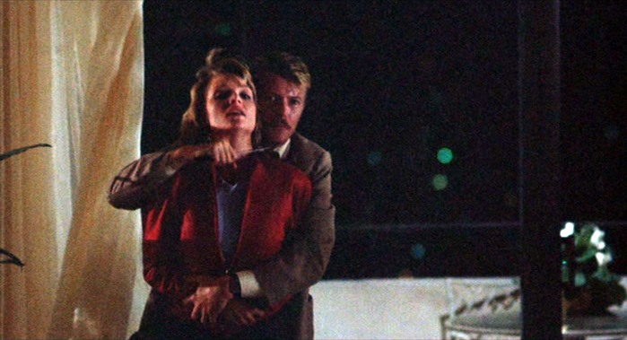 ミシェル・ファイファー（Michelle Pfeiffer）「眠れぬ夜のために」（1985年）_e0042361_19251559.jpg