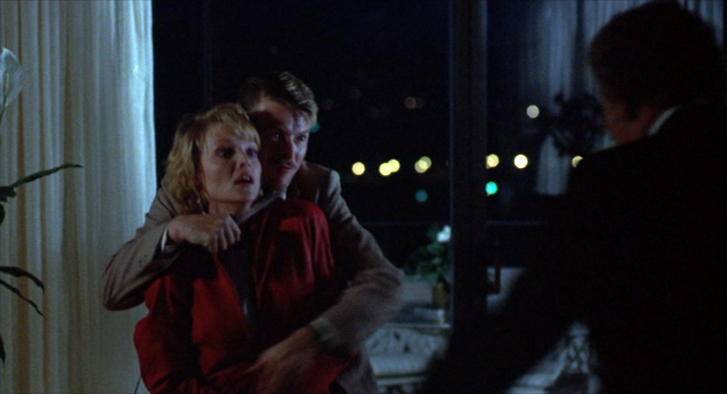 ミシェル・ファイファー（Michelle Pfeiffer）「眠れぬ夜のために」（1985年）_e0042361_1927889.jpg