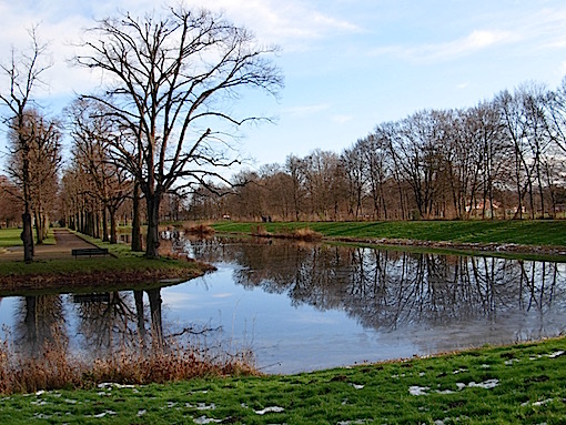 e0357367_0215244.jpg