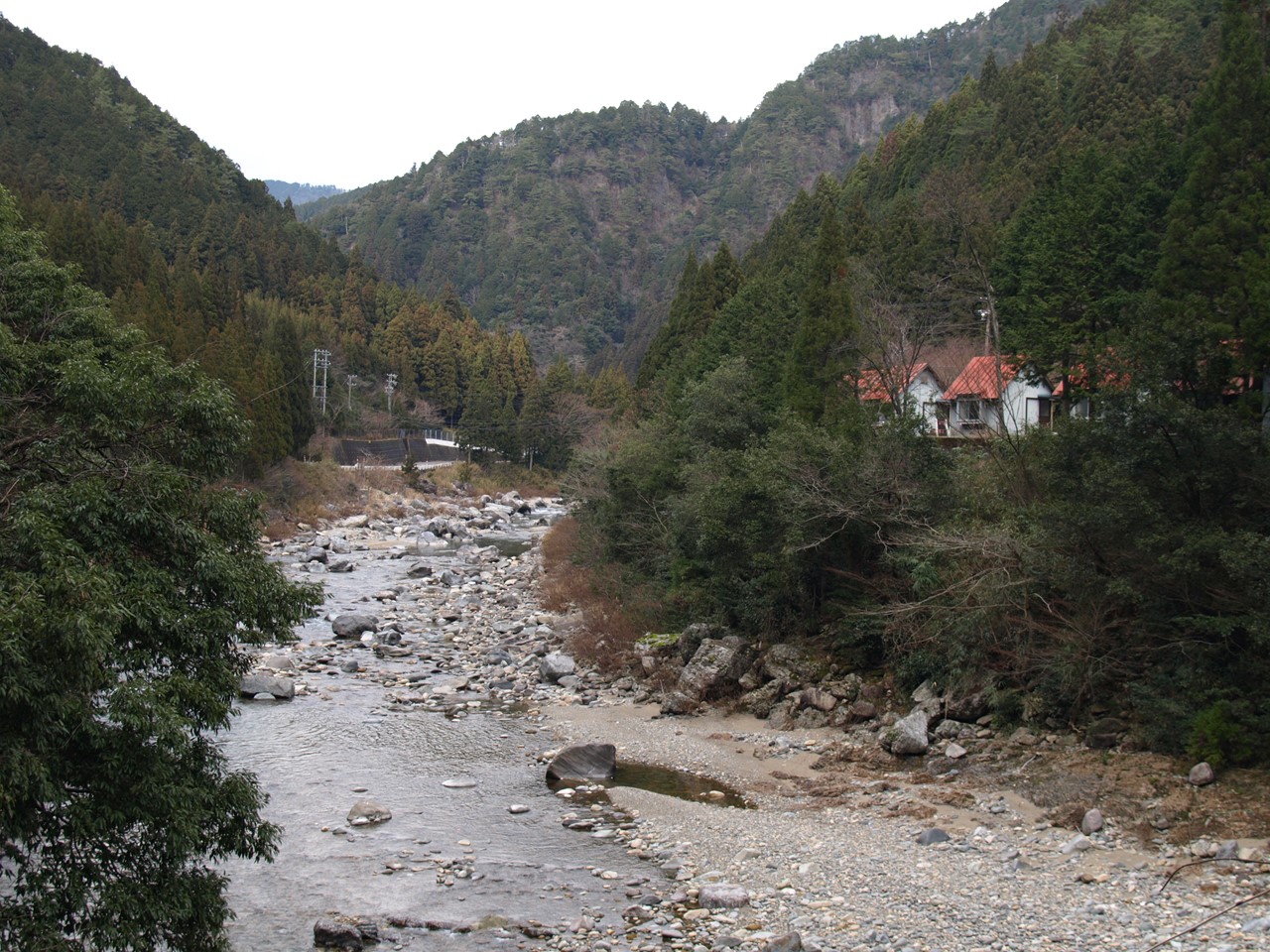 『板取川と渓谷と下根(しもね)池の風景・・・・・』_d0054276_19394017.jpg