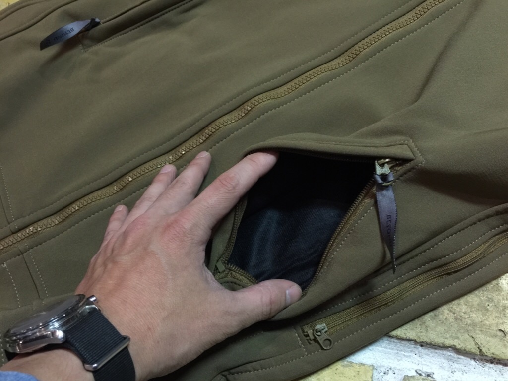 神戸店1/16(土)モダンミリタリー入荷!#1 LEVEL-5 Cold Fusion Shock Pants,JKT by Beyond!!!_c0078587_1355614.jpg