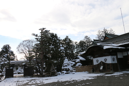 昼下がりの米沢　1月1３日（小寒・次候）　水泉温かを含む（しみず　あたたかを　ふくむ）・・・４_c0075701_18151517.jpg