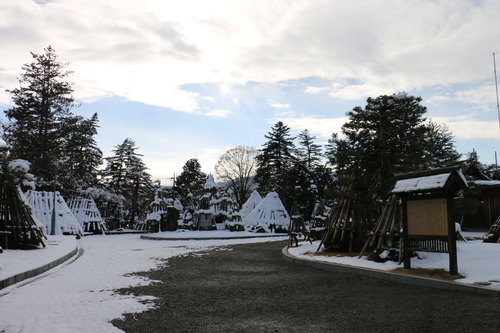 昼下がりの米沢　1月1３日（小寒・次候）　水泉温かを含む（しみず　あたたかを　ふくむ）・・・４_c0075701_18152136.jpg