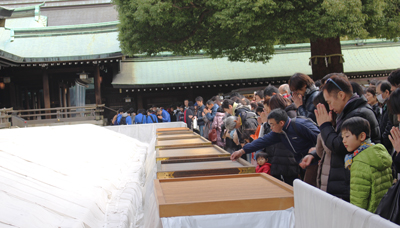 明治神宮へ行きました。_d0029716_1058421.jpg