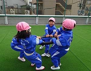 タイヤ取りゲーム!_e0325335_818749.jpg