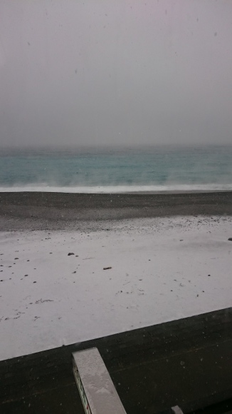 雪見をしながら漁火で_d0235898_13343234.jpg