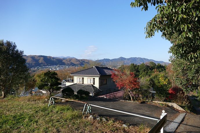 峰の薬師から城山湖を経て高尾山口駅に向かう　その３_c0196928_727876.jpg