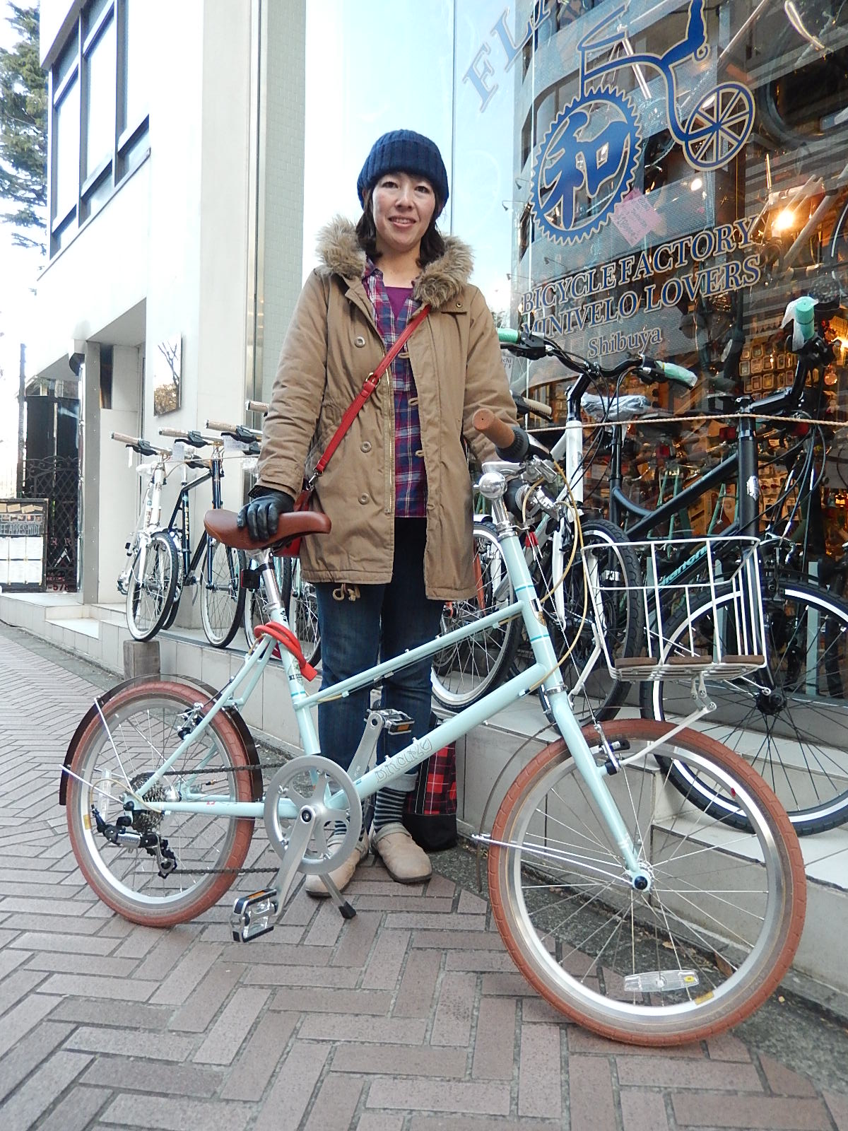 1月15日　渋谷　原宿　の自転車屋　FLAME bike前です_e0188759_1771892.jpg