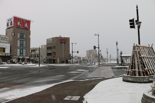 朝の米沢駅　1月1６日（小寒・末候）　雉始めて雊（きじ　はじめて　なく）・・・１_c0075701_11105023.jpg