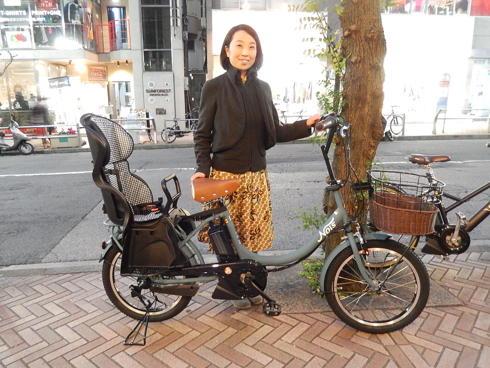 1月16日　渋谷　原宿　の自転車屋　FLAME bike前です_e0188759_186126.jpg