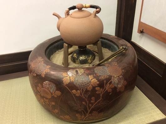 菓子処「一楽庵」リニューアルオープンいたしました。_c0256701_9523286.jpg