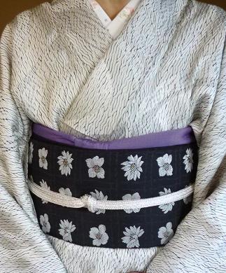 竜巻絞り着物のお客様・羽田さん帯、刺繍の帯揚で新年会_f0181251_16355861.jpg
