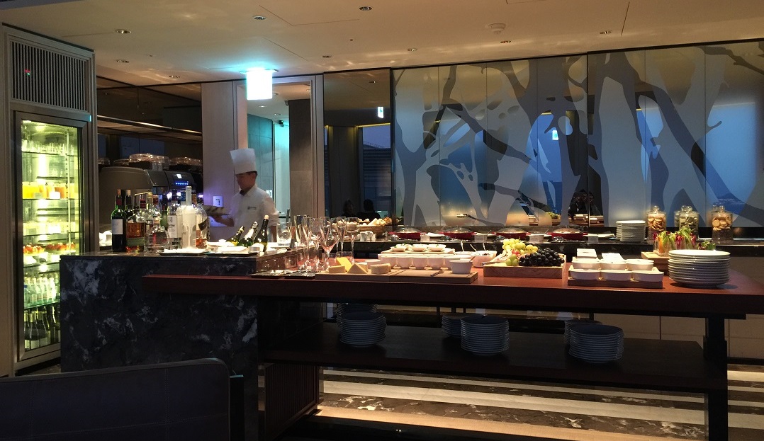 ソウル フォーシーズンズホテル クラブラウンジ カクテルアワー&朝食_b0060363_2353145.jpg