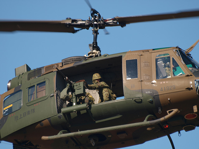 陸上自衛隊 第1空挺団 降下訓練始め 2016 その2 （1/10）_b0006870_1202873.jpg