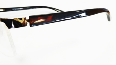 完全受注生産本鼈甲Titanium×Tortoiseshellメガネフレームbau composite(バウ コンポジット)6031入荷!_c0003493_15789.jpg