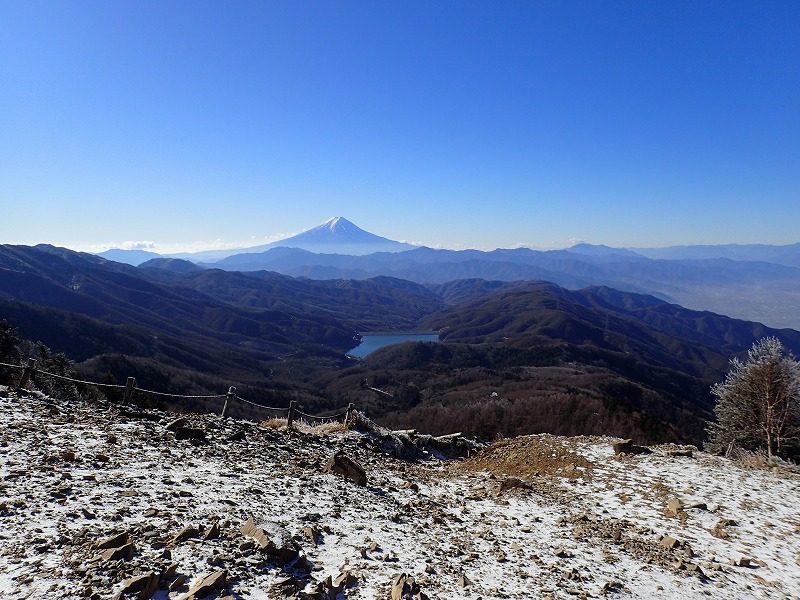 e0284726_2347947.jpg