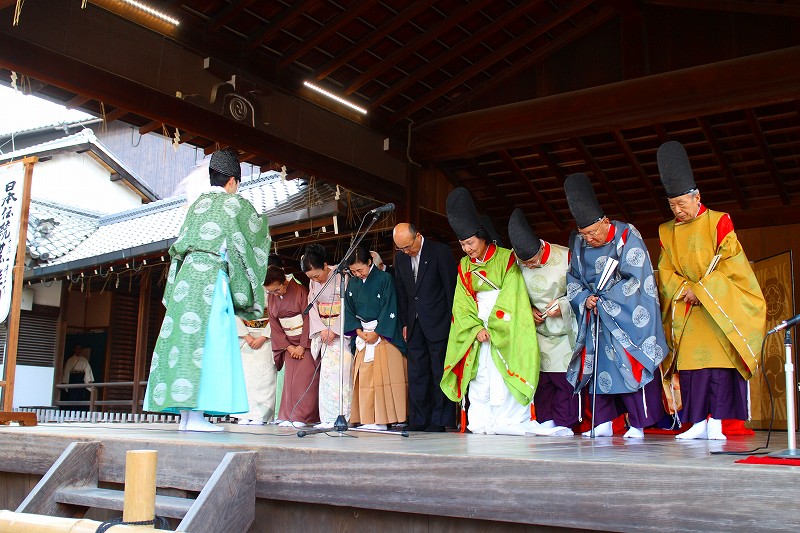 日本伝統芸能保存会の今様（八坂神社）20160111_e0237645_1704359.jpg