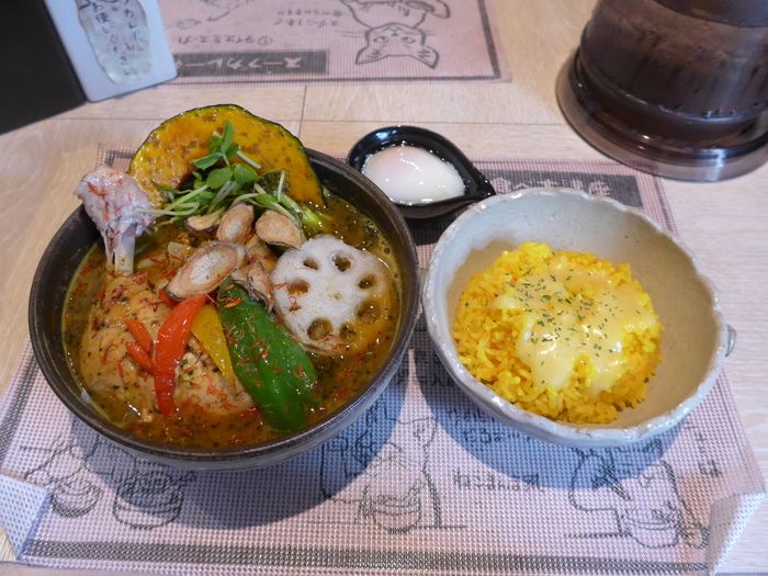 恵比寿「薬膳スープカレー シャナイア」へ行く。_f0232060_1171796.jpg