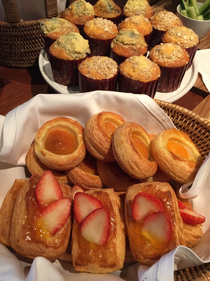 ソウル フォーシーズンズホテル クラブラウンジ カクテルアワー&朝食_b0060363_0143138.jpg