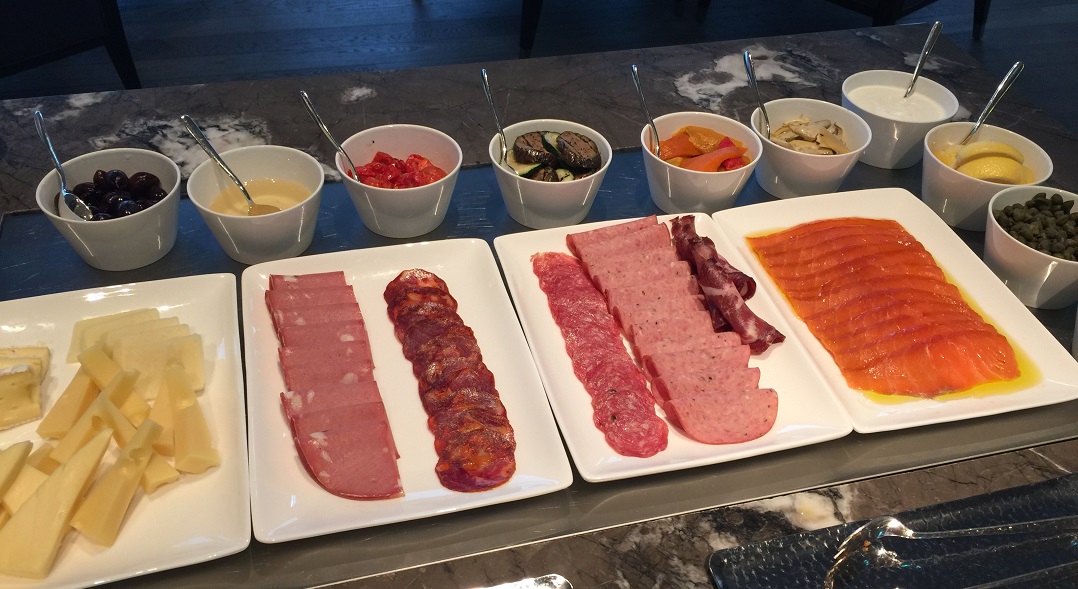 ソウル フォーシーズンズホテル クラブラウンジ カクテルアワー&朝食_b0060363_0155110.jpg