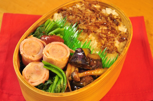 ウインナーベーコン巻き弁当_b0171098_841528.jpg