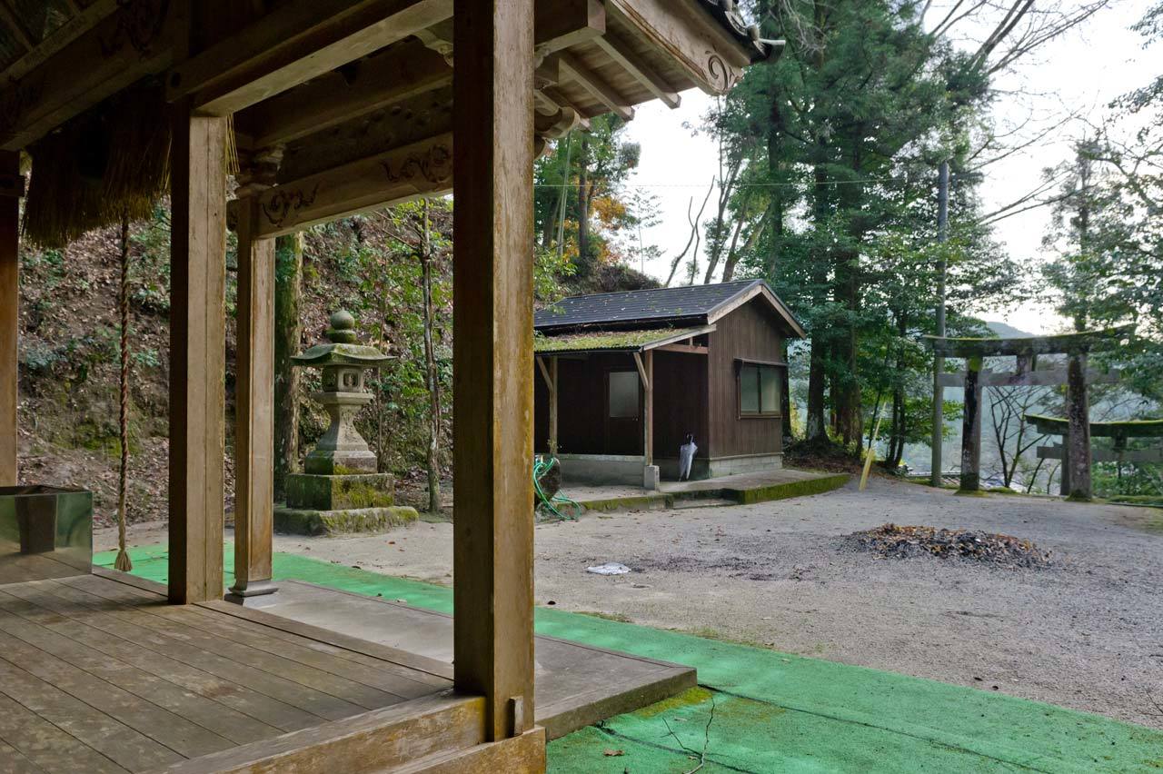 大山祇神社　福岡県筑紫郡那珂川町西畑_b0023047_04144727.jpg