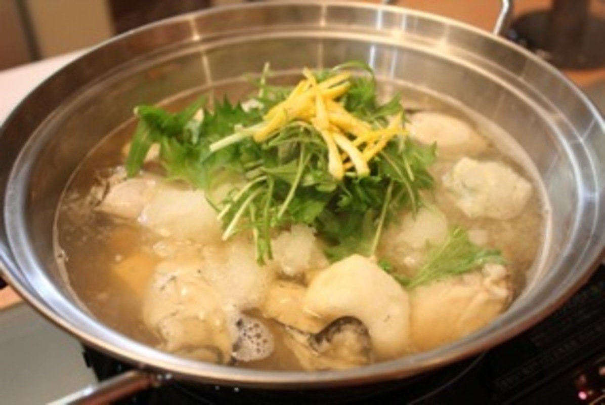 あまったお餅で 揚げ餅と牡蠣のみぞれ鍋 キムチ屋修行の道