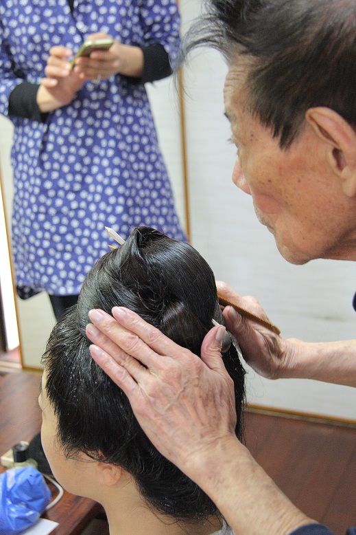 髪を結う。_d0136804_17363446.jpg