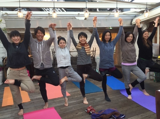 ROOFTOPS kamakuraで朝yoga始めました_a0267845_14043382.jpeg