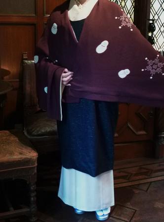 きもので新年会・梅の綴れ帯に自作の着物雪だるまショール_f0181251_1765932.jpg