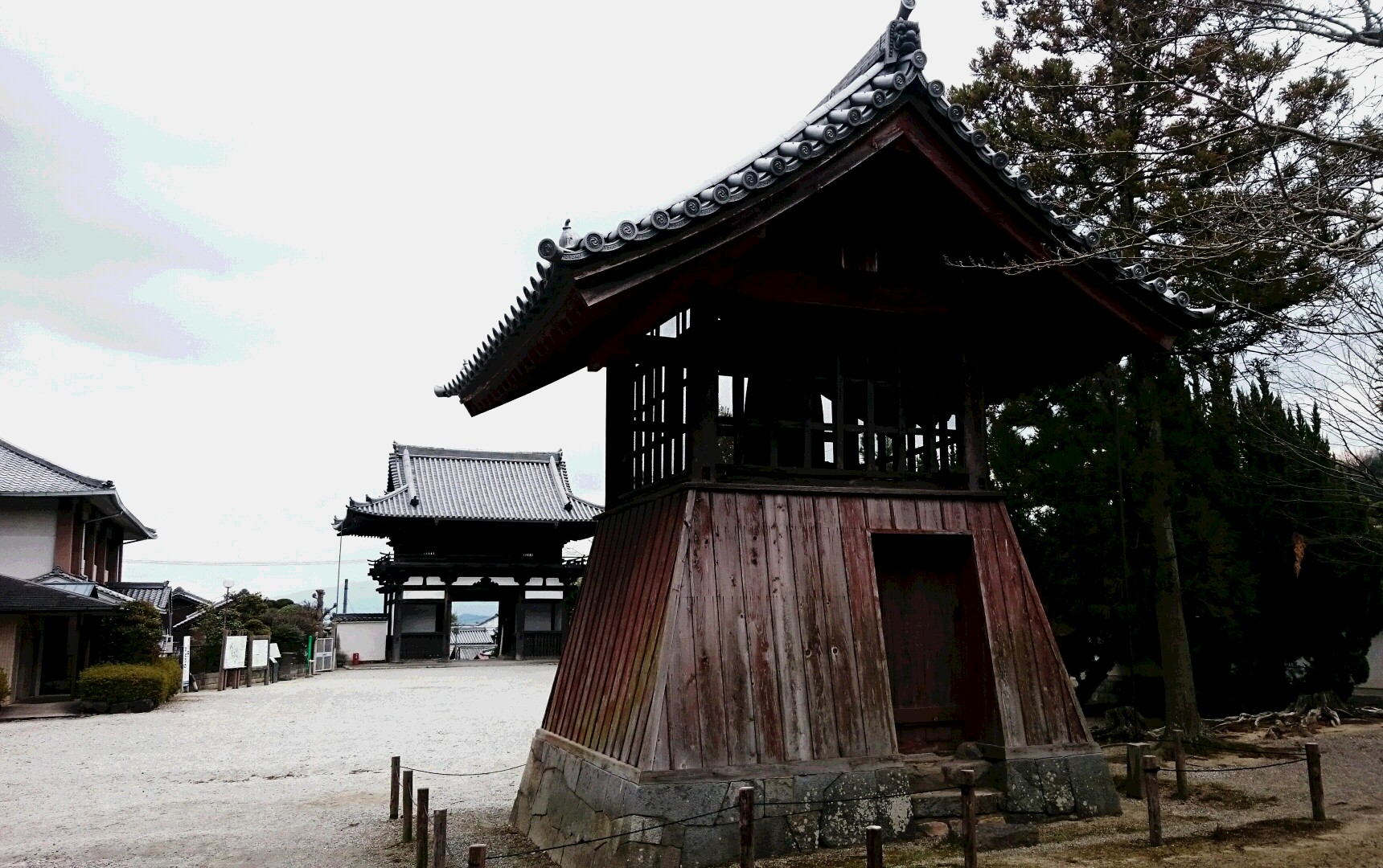 奈良盆地の西端…二上山當麻寺周辺探訪_d0265607_16353234.jpg