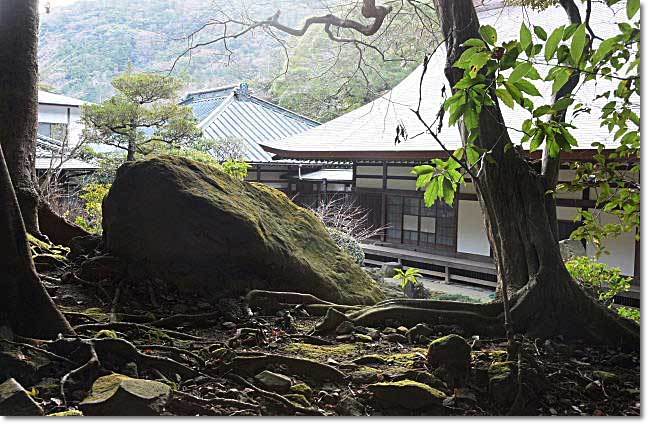 箱根湯本・・・後北条5代の菩提寺『早雲寺』_b0053765_22545817.jpg