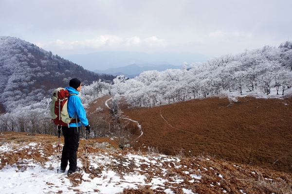 寂しき雪原　明神平_b0244811_14382139.jpg