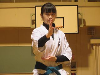 土曜日空手 宮の沢・八軒・麻生_c0118332_22352292.jpg