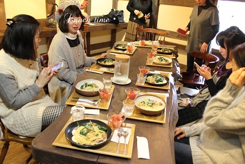蔵ｃａｆｅ灯環（とわ）にて第一回布小物ＷＳ本日開催♪リバティバネポ_f0023333_21262049.jpg