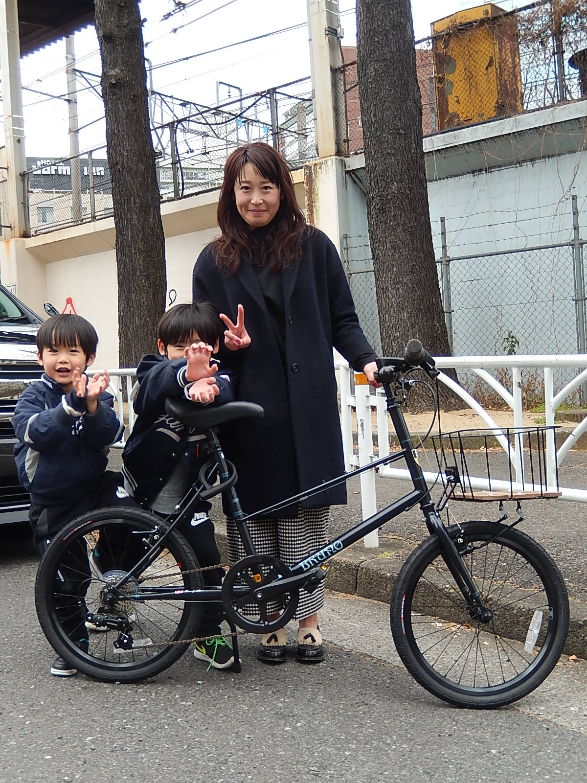 1月23日　渋谷　原宿　の自転車屋　FLAME bike前です_e0188759_16272093.jpg